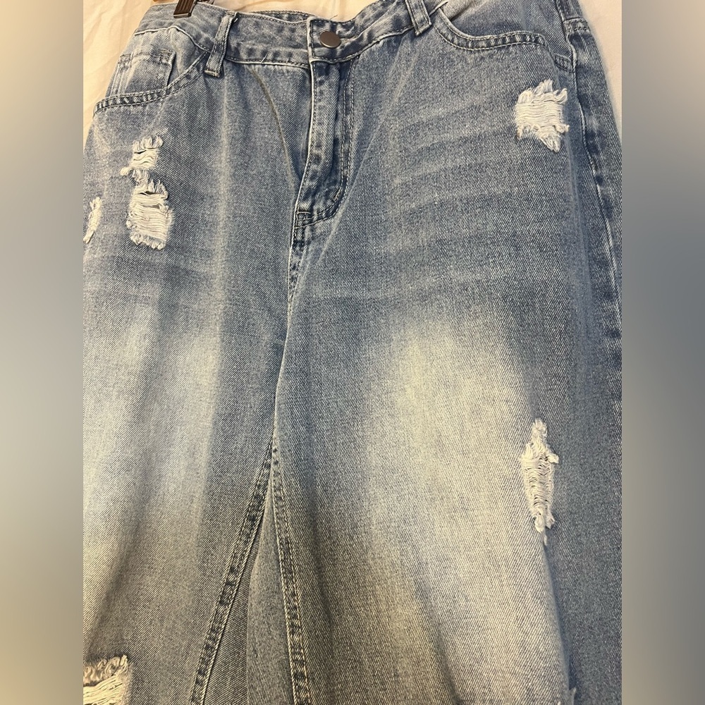Distressed High Waist Wide Leg Light Blue Women's Jeans Size 8/10 - Picture 3 of 4